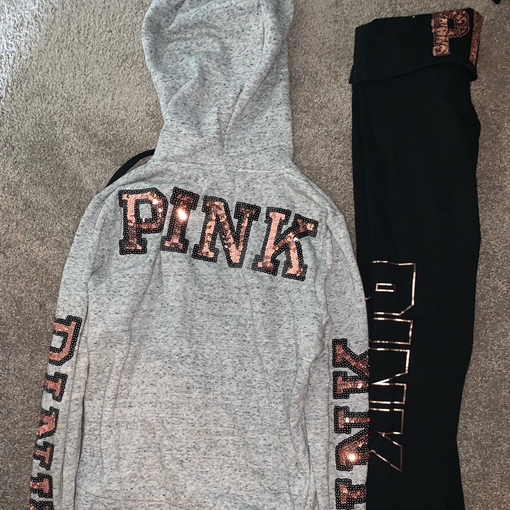 Victoria secrets pink yoga set